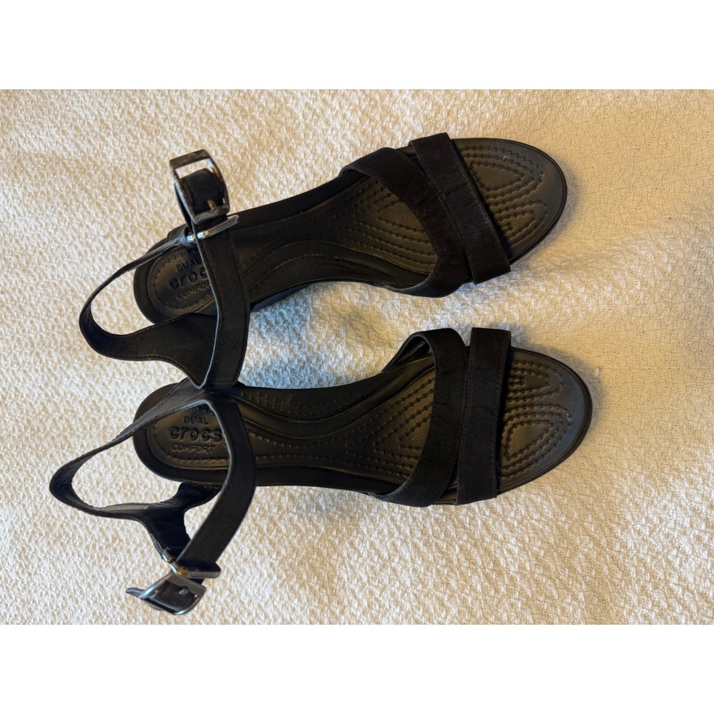 Crocs Leigh II Ankle Strap Wedge Sandals Black Dual Comfort 202511 Womens 9